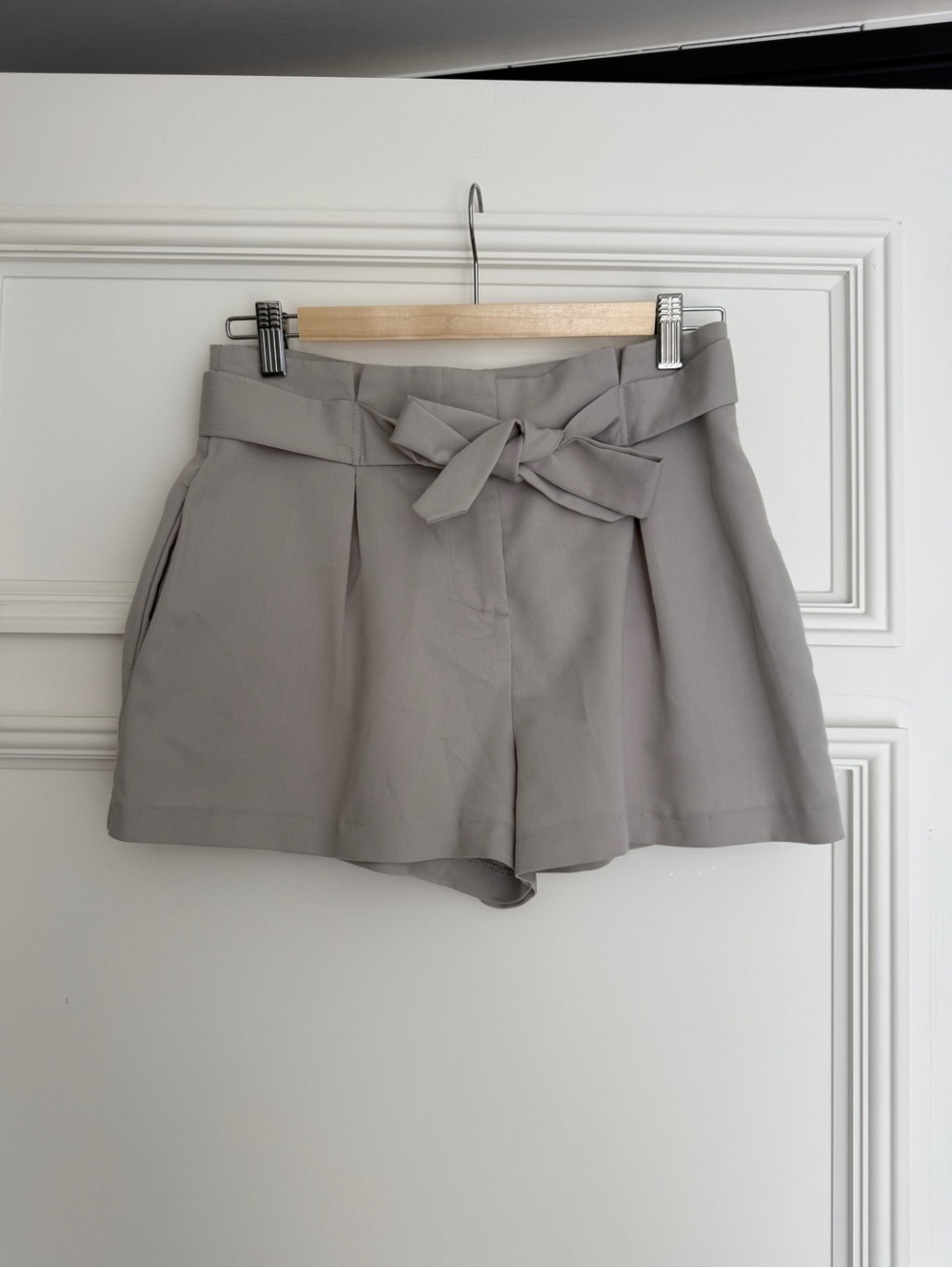 Under Skies High-Waist Tie-Belt Shorts in Light Taupe - Picture 2 of 5